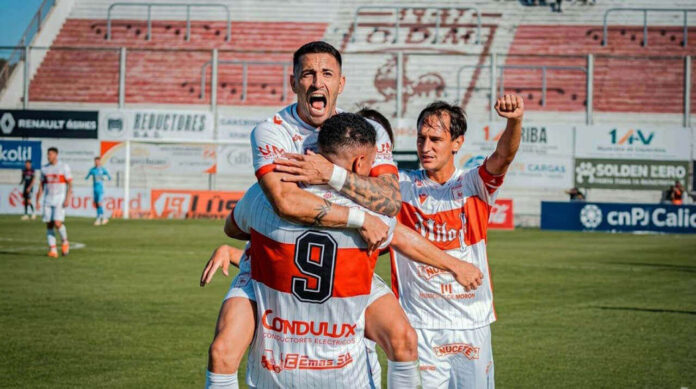 Deportivo Morón dio un golpe frente a Colón y recupero la punta