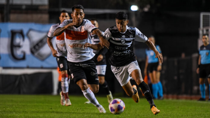 Morón vs All Boys horario confirmado: el partido de la Primera Nacional se jugará finalmente el lunes a las 20 horas en Floresta.