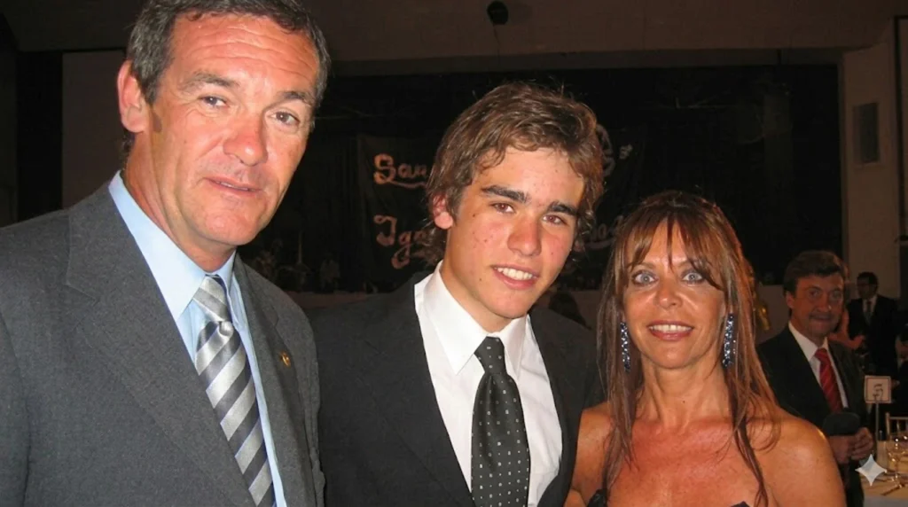 El padre, el hijo y la madre en vida, unidos, juntos. Un crimen que se  pasó por alto y se priorizó el morbo.