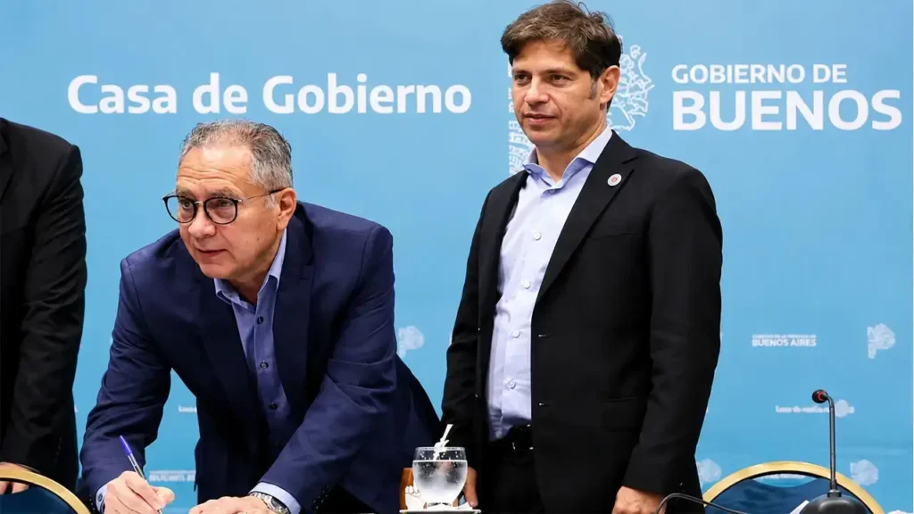 Axel Kicillfof le confió a Alberto Descalzo una empresa aseguradora estatal gigantesca