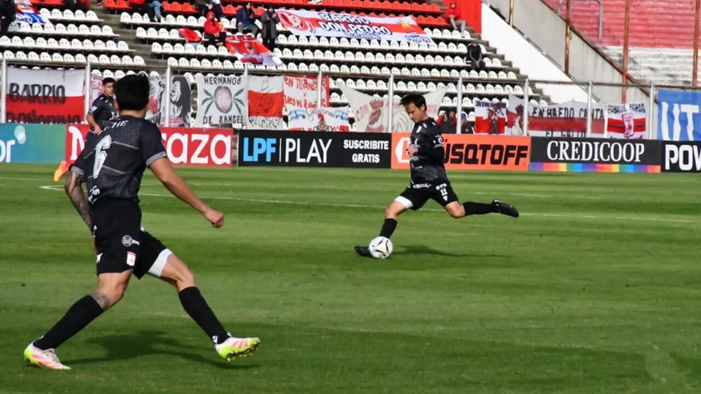 Morón empató con Los Andes y Walter Otta dijo que falta mucho
