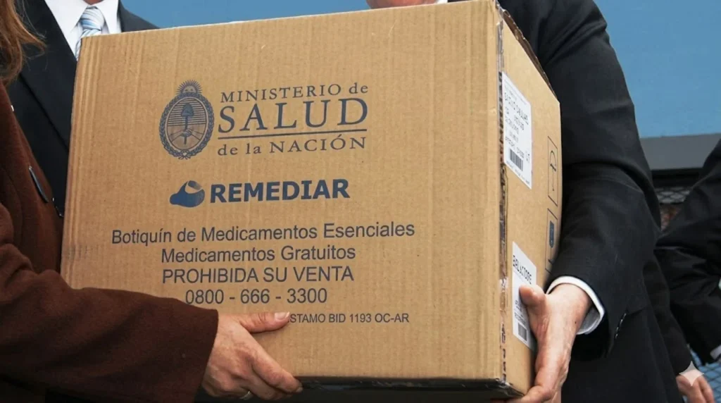 El ajuste de Javier Milei afecta a los sectores más vulnerables en su pelea por ganar la Provincia de Buenos Aires