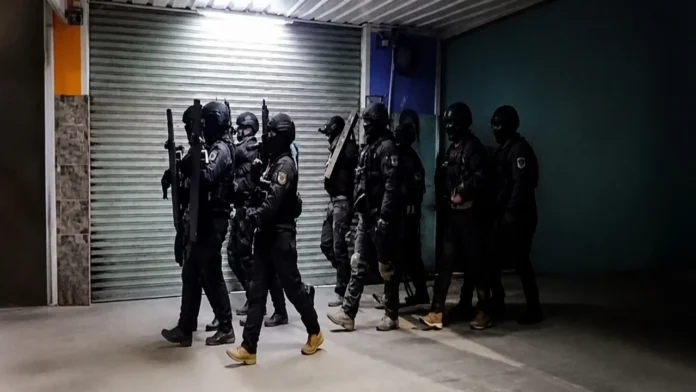 El operativo policial en Morón terminó con dos detenidos
