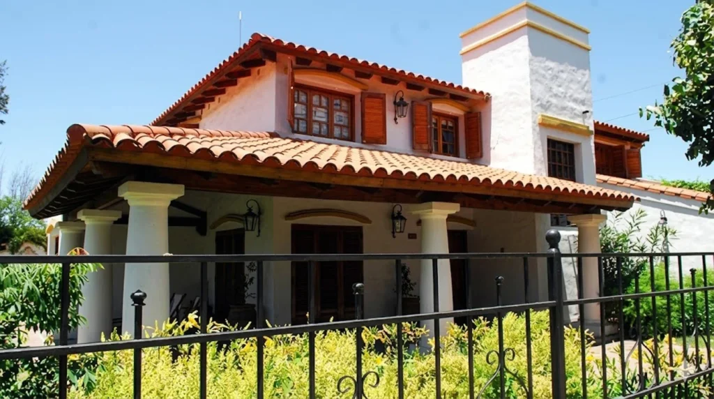 La casa de la familia donde se origina el caso Nora Dalmasso. Jamás se preservó la escena del crimen.