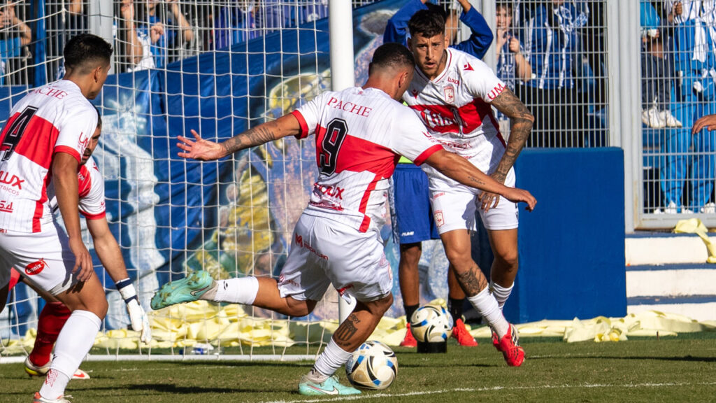 Un partido lleno de emociones: Deportivo Morón empató con Godoy Cruz y sigue líder antes de recibir a Los Andes
