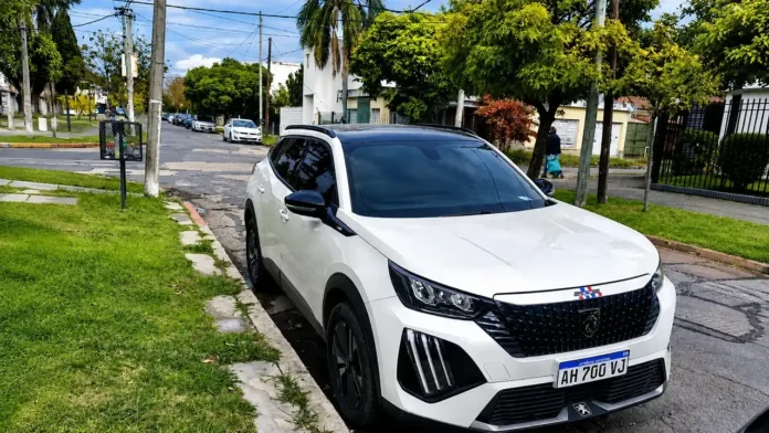 El auto en que se encontró a Alejandro Miguel Trunzo, de 54 años, muerto