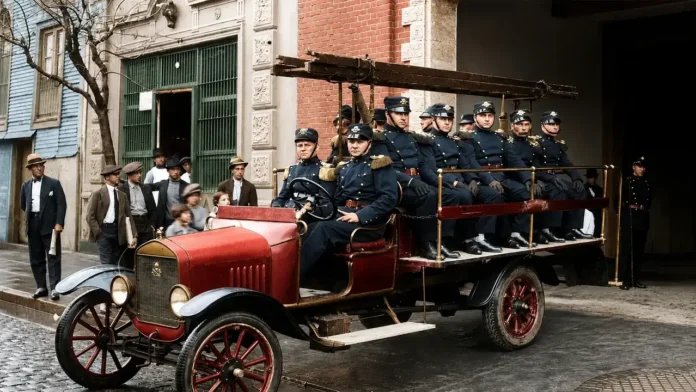 Día del Bombero Voluntario, una fecha que reconoce el compromiso de quienes están en la primera línea frente a incendios, accidentes, inundaciones, derrumbes y todo tipo de emergencias.
