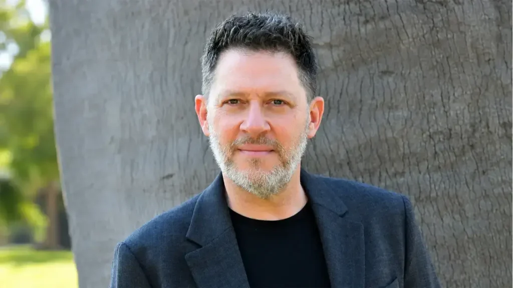 La presentación será hecha por el realizador argentino Damián Kirzner, reconocido por crear proyectos que combinan cultura y tecnología