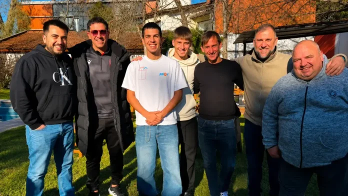 Milo J recibió al Deportivo Morón