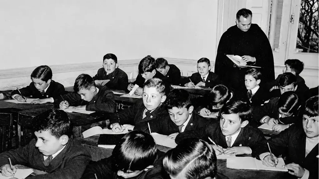 Para 1960 los alumnos ya tomaban clases en el Instituto Inmaculada