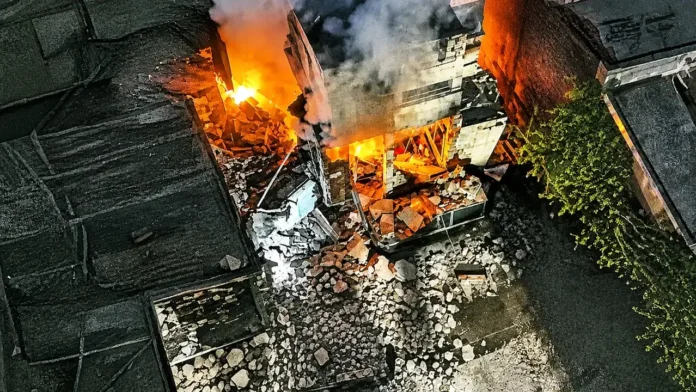 Prendió el horno y la casa voló en mil pedazos