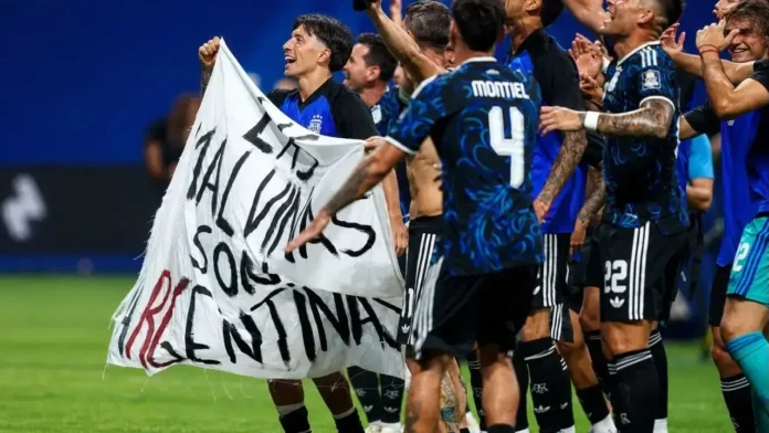 Cómo puede ser un partido más el juego contra un país colonialista