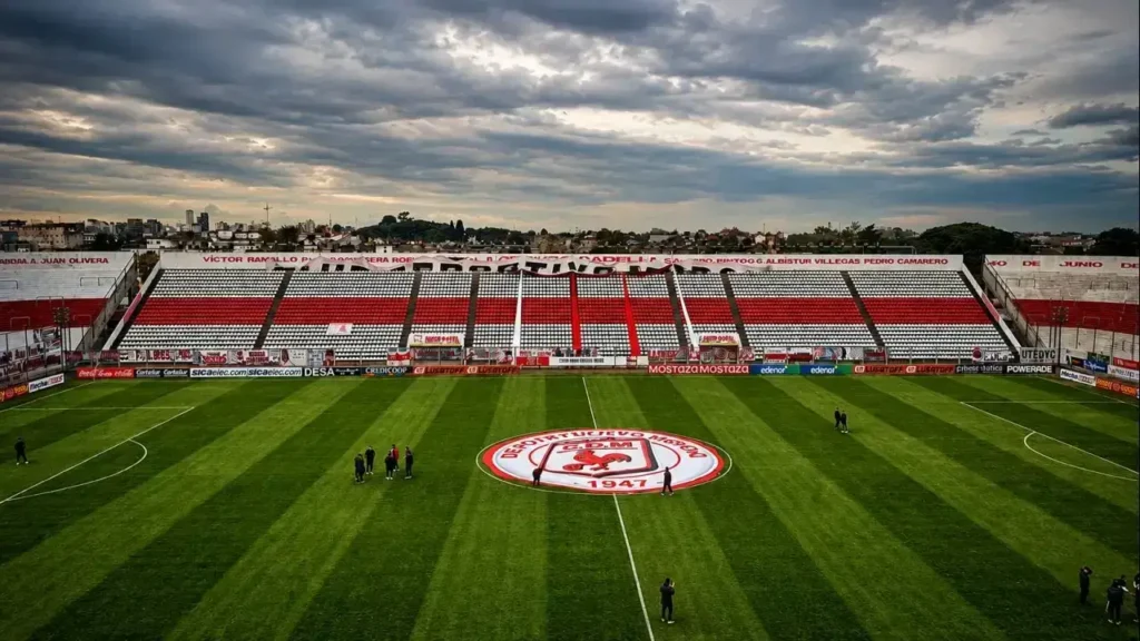 El Nuevo Francisco Urbano, siempre a la espera de la gloria y llegar a la Liga Profesional