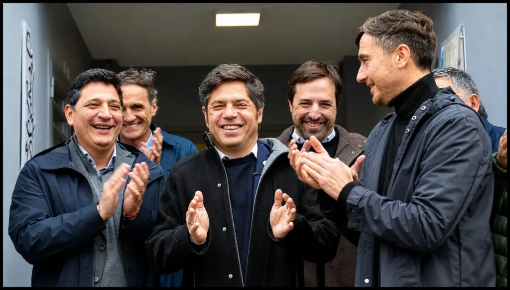 Kicillof, Ghi, Marinucci, Kleplan y Katopodis en la puerta del CAPS Papa Francisco