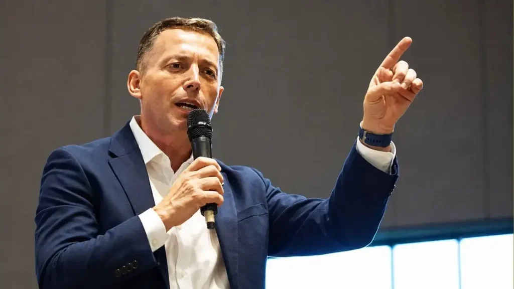 Fernando Gray reclama la Policía Municipal desde hace años. Tendrá que esperar.