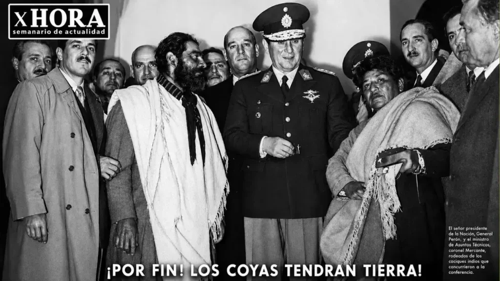 Esta es la foto original en al tapa de la Revista Ahora. Se trata de Representantes del Malón de la Paz son recibidos por el presidente Juan Domingo Perón y autoridades nacionales en la Casa Rosada, en agosto de 1946. La histórica movilización de comunidades kollas había recorrido cerca de 2.000 kilómetros desde Jujuy y Salta para reclamar la restitución de sus tierras ancestrales.