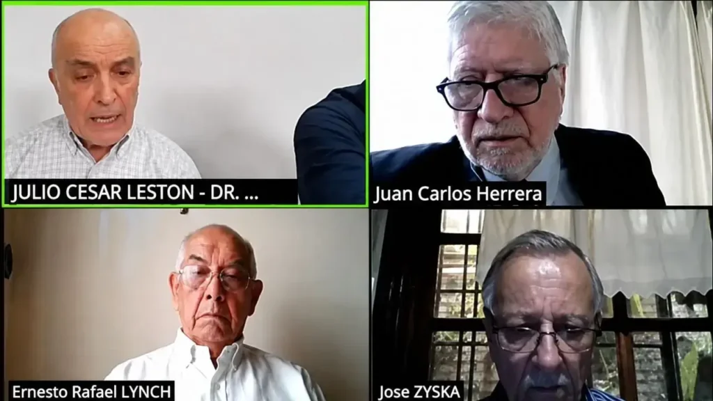 Los cuatro condenados: Julio César Leston, Juan Carlos Herrera, Ernesto Rafael Lynch y José Juan Zyska, durante la audiencia de sus últimas palabras. Foto: captura de Zoom.