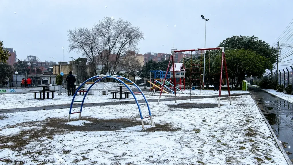 Y las plazas con poca gente a causa del frío extremo