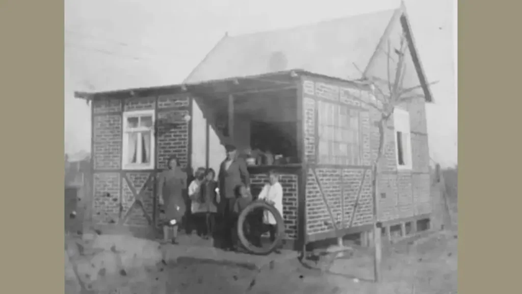 La imagen de la casa tal como llegó al Instituto y Archivo Histórico de Morón