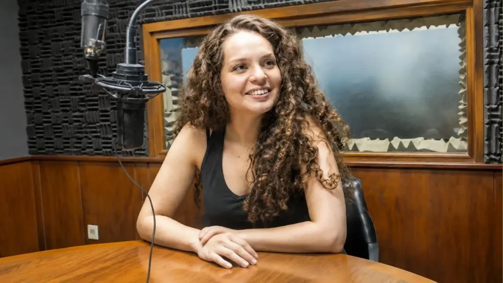 Mayra Arena vive de manera austera, asesora y tiene una consultora aunque no se sabe ni dónde está ni quién la maneja.