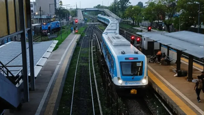 La mayoría de las líneas metropolitanas circula con sus frecuencias habituales durante este viernes 14 de agosto