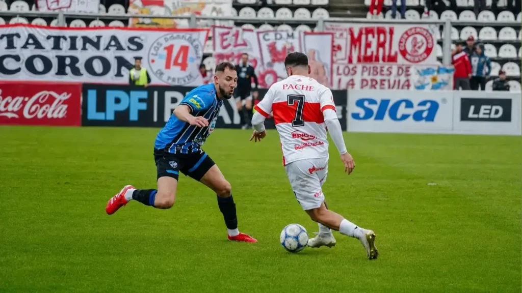 Por más que hiciera cuatro cambios Deportivo Morón, Almagro no pudo contrarrestar la ofensiva.
