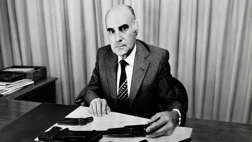 Esta fotografía de Ramón Camps fue reproducida por la revista Gente y la Actualidad en una edición publicada entre octubre y diciembre de 1983.