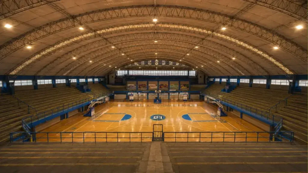 Puede ser un club, una organización social, una entidad, un lugar de referencia, un monumento, hay decenas de objetos públicos que sintetizan Ituzaingó.