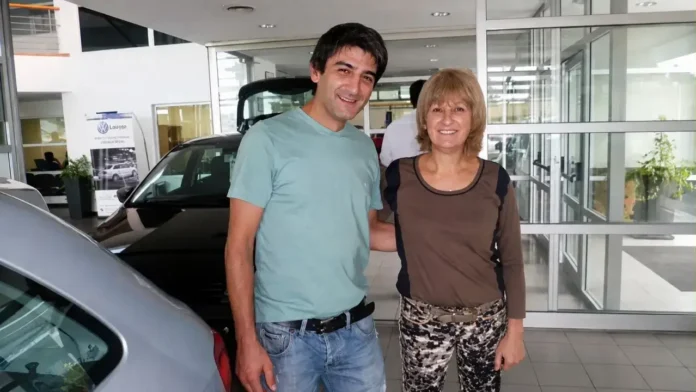 Diego Rosas, junto a su madre, que no dejó de pelear hasta el día de hoy y consiguió justicia. Pero es justicia después de diez años de reclamos?