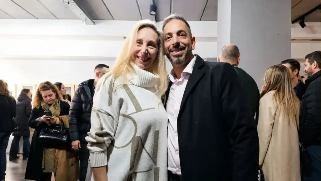 Diwan enloquecido entre la política, la producción teatral y el desarrollo inmobiliario.