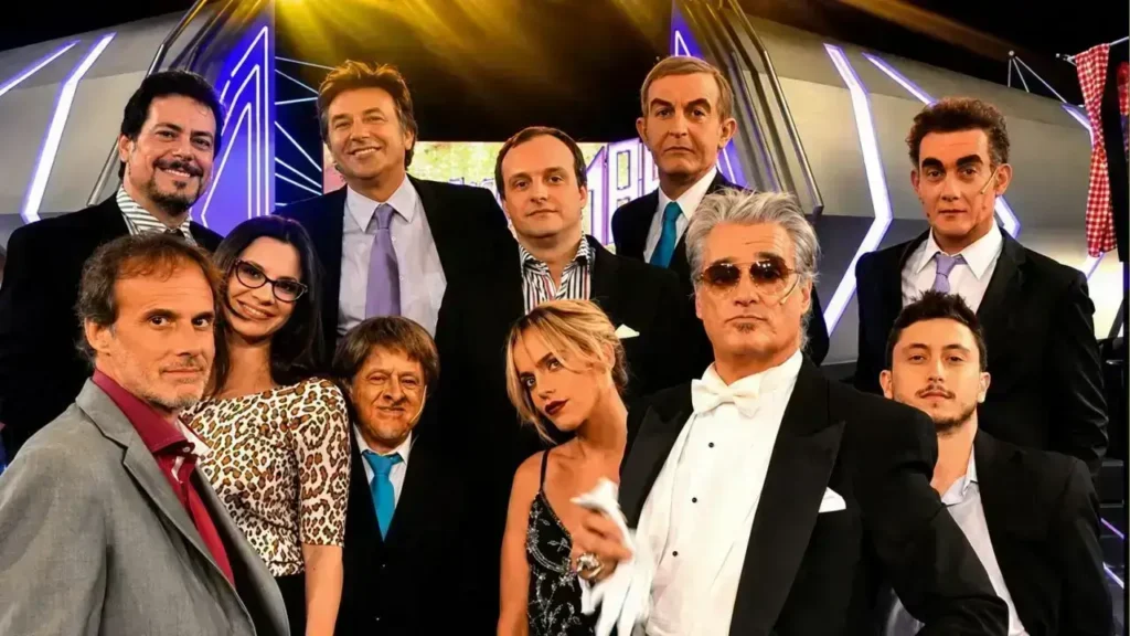Indomables fue un programa de televisión producido por Pensado Para Televisión (PPT), la productora de Diego Gvirtz, que comenzó en América TV en 2001 como un ciclo de espectáculos y terminó convirtiéndose, bajo la conducción de Roberto Pettinato, en un programa de humor, actualidad y crítica de los medios.