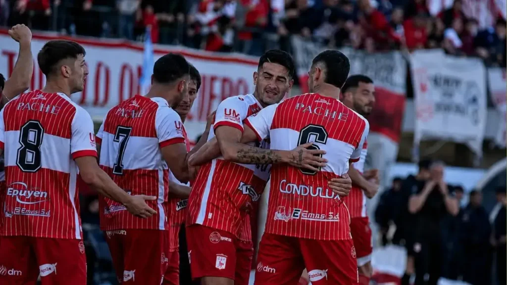 Un golazo muy bien festejado. Alivió al equipó, al acuerpo técnico, a la Comisión Directiva a las hinchada completa.