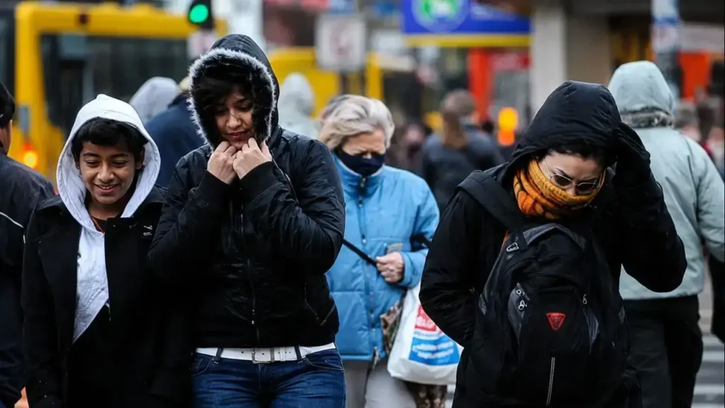 Los vientos soplarán del sudoeste y el oeste a velocidades de entre 7 y 22 kilómetros por hora.