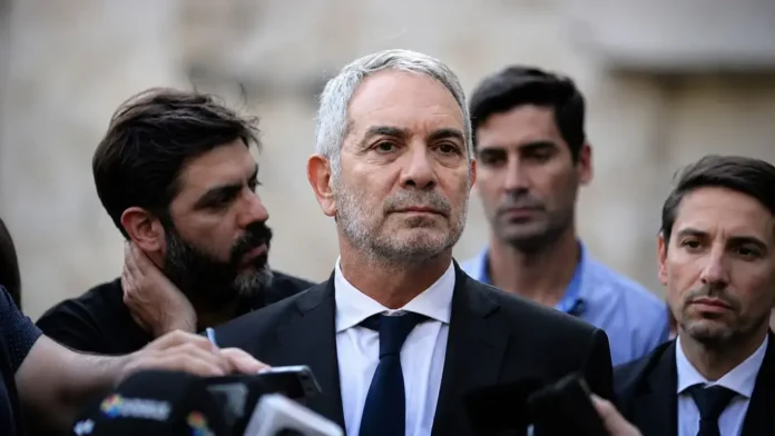 El intendente de La Plata, Julio Alak, habló en su visita a Ituzaingó con Diario Anticipos.