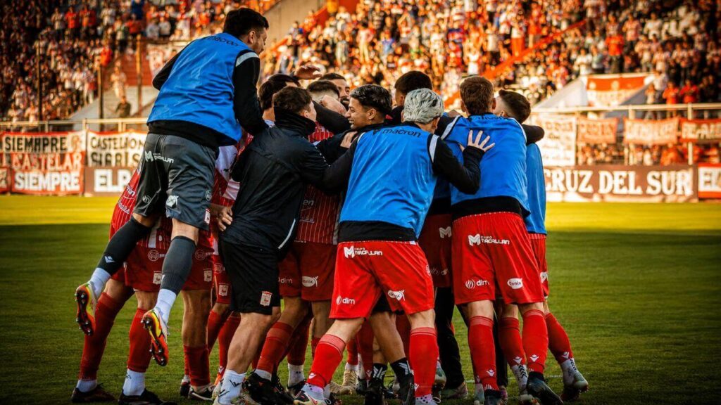 El equipo lo da todo pero la hinchada está molesta. Quiere mejor promedio y previsibilidad.