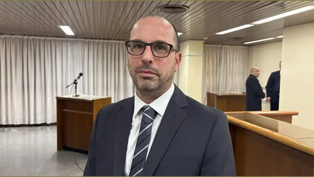 El Fisccal Martín Schebes, de la Unidad Funcional de Instrucción (UFI) N° 4, tuvo la gentileza de confirmar los datos con los que cuenta hasta el momento. Faltan pericias.