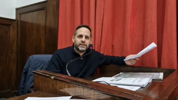 Mariano Spina, el concejal de Fuerza Patria te explica cómo se esfumó el Presupuesto Participativo.