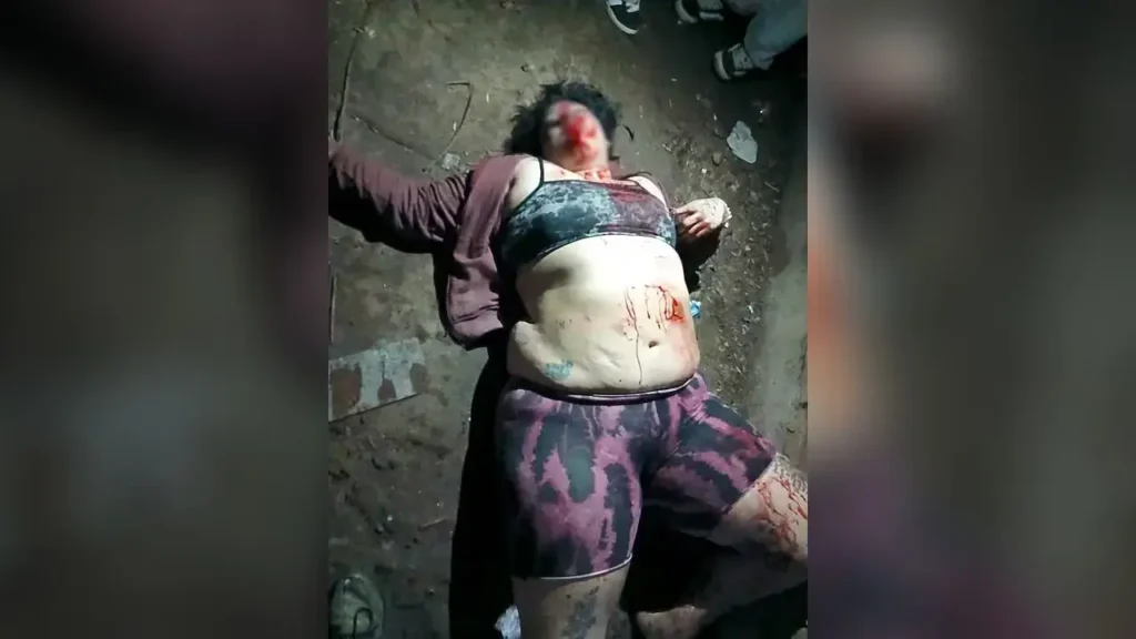 Cintia Caballero (30) fue perseguida cuando intentaba escapar del lugar y murió después de recibir varias puñaladas. Su pareja fu herida. Y el traficante conocido como Jony logró escapar.