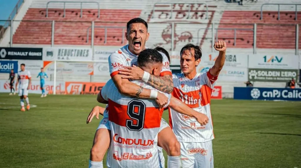 Hagan goles muchachos, hagan goles. La hinchada necesita volver a confiar.