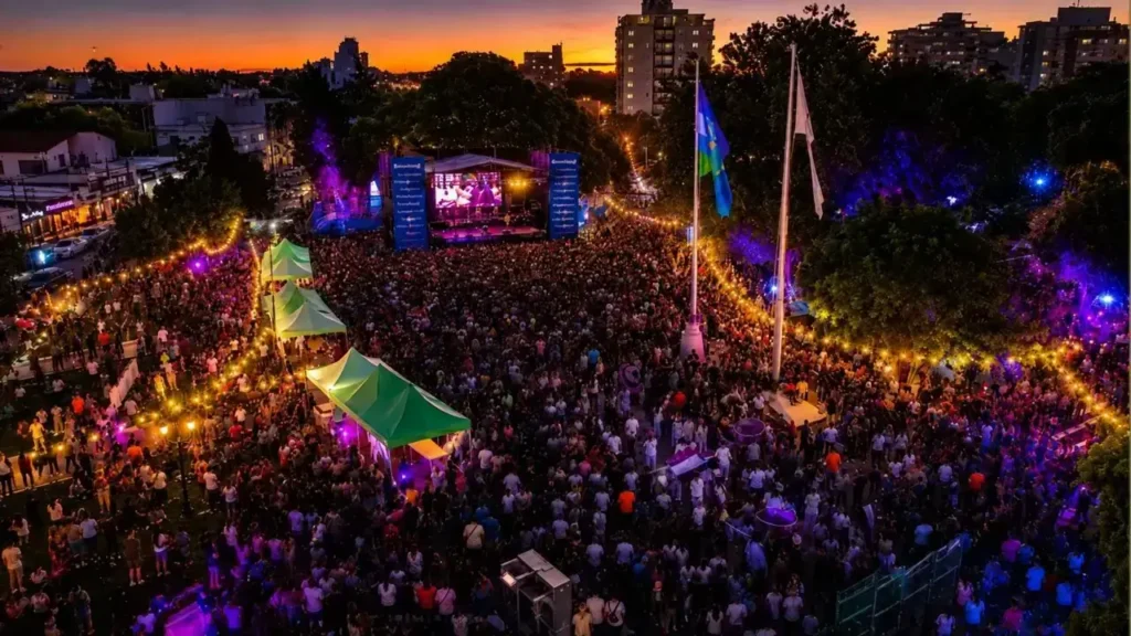 Y así terminó en 2025. A puro baile y música para todos y todas. Locura en ituzaingó.