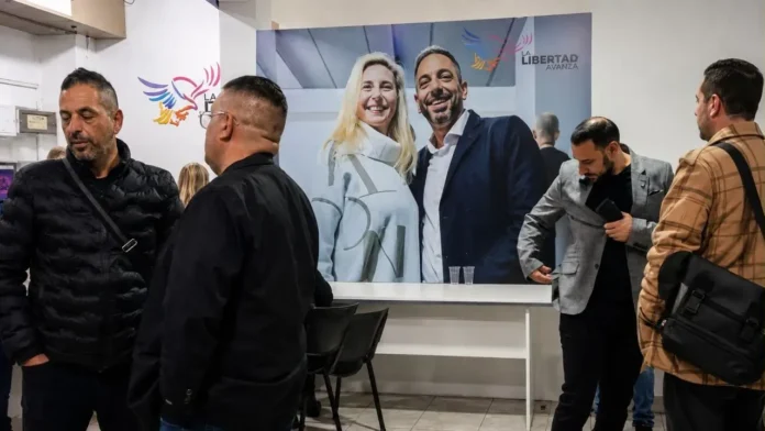 Ariel Diwan, Coordinador de La Libertad Avanza en Morón, Desarrollador Inmobiliario y Productor Teatral, compró erl combo sin ssaber quién fue Manuel Fresco.