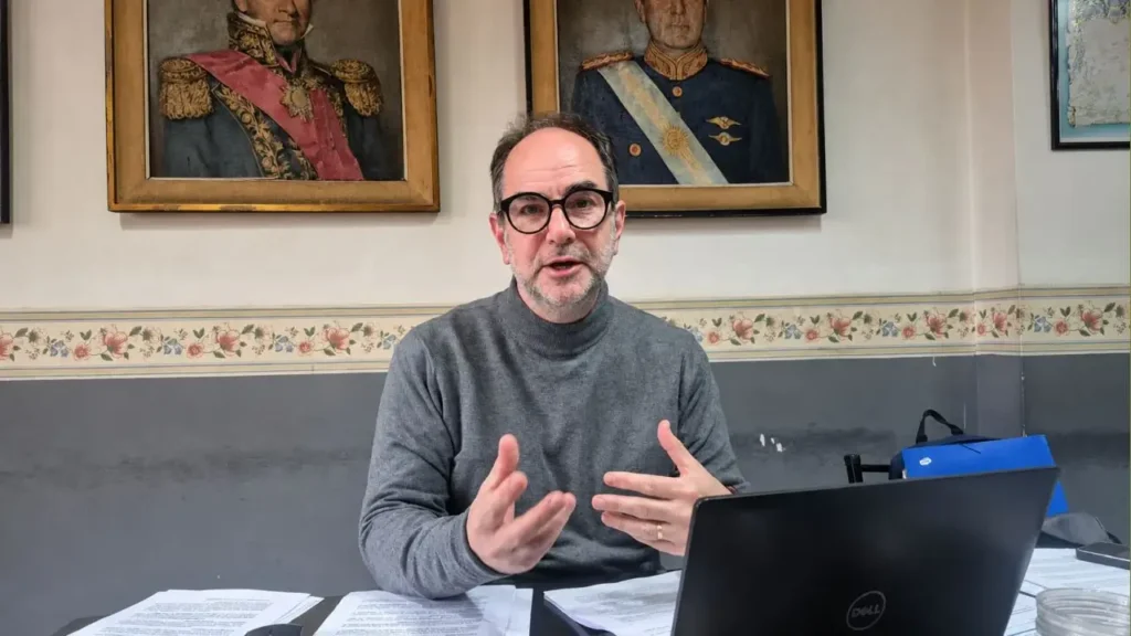 El gremialista sabe que el Salario Mínimo Vital y Móvil no alcanza. Que es irrisorio que alguién viva con ese dinero.