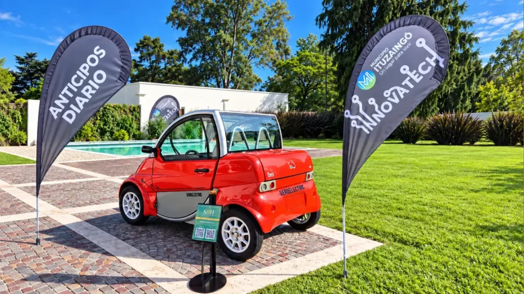 Sero Electric presentó en Innovatech su auto eléctrico: un vehículo liviano ideal para countries, barrios cerrados o campos de golf.