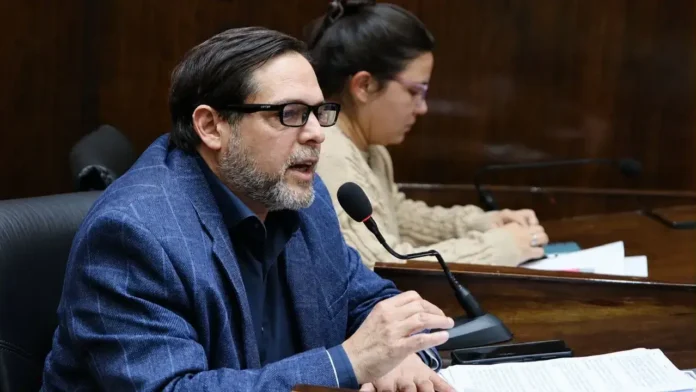 Diego Spina y eso uno de sus diagnósticos más fuertes aunque no se alteró ni alteró al Secretario de Seguridad.