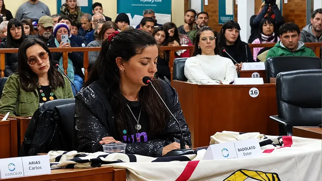 La organización social La Juana Ibarguren impulsó la creación de “Luzbelito Productivo”, un taller comunitario de artes gráficas, serigrafía y diseño textil destinado a jóvenes.