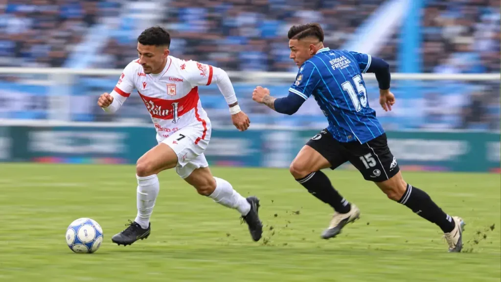 Y pese al esfuerzo, Racing de Córdoba logró descontar.