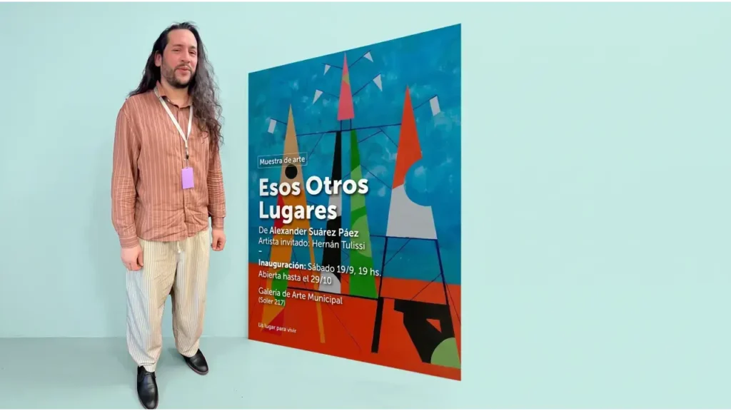 Presentación de la muestra "Esos Otros Lugares" en la Galería de Arte Municipal.