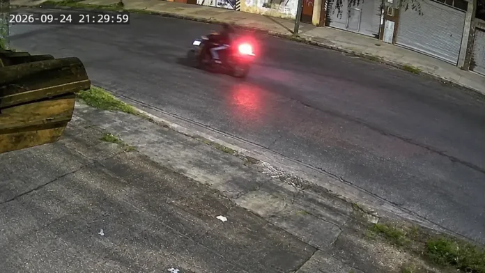 Un intento de robo terminó a tiros en Morón un policía recibió seis balazos (Video)