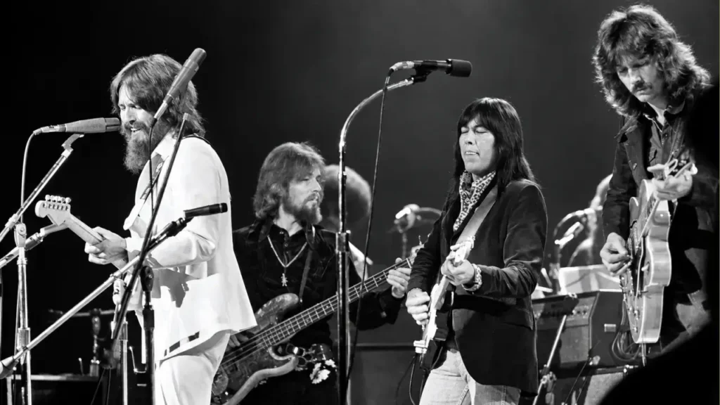 El Concierto por Bangladesh, organizado por George Harrison y "sus amigos".