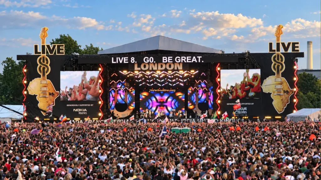 El concierto Live 8 convocó a una multitud en Londres en 2005, dos décadas después de Live Aid.